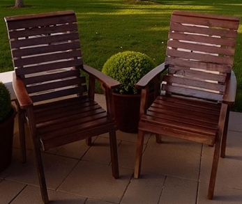 Conj. 02 Cadeiras Rústicas de Madeira | Lindelli 0326